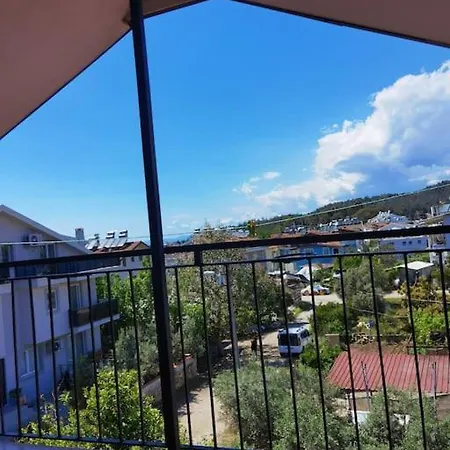 Apartment Sunshine With Terrace Fethiye